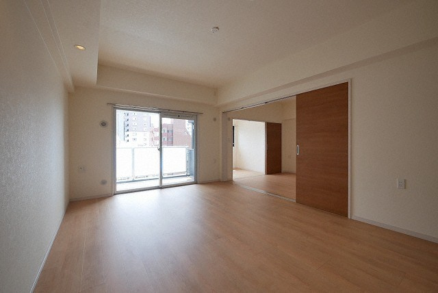 【居間・リビング】 | ラ・シルフィード博多駅南