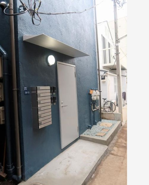 西新宿4丁目コーポラスのエントランス
