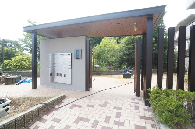 グリーンテラス中山のエントランス