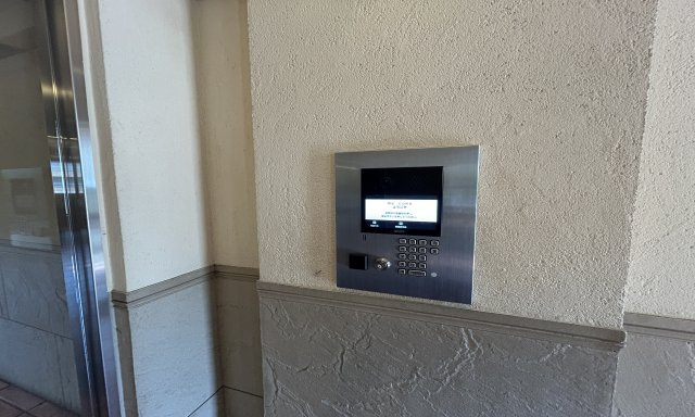 サングレイス長津田弐番館の防犯設備|セキュリティー面でも安心のオートロックを完備♪