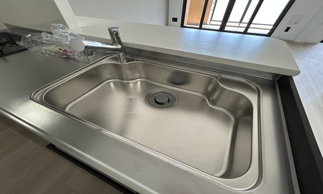 サングレイス長津田弐番館のその他|耐火性や重いものにも頑丈で耐久性に優れており、錆びづらい特性もあるので長く安心して使えるシンクです♪