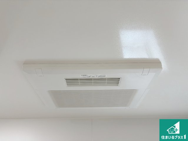 草津市下笠町　第24-1期　新築一戸建ての冷暖房・空調設備|四季を通して快適なバスライフをお手伝いする浴室暖房乾燥機！浴室の乾燥・暖房・涼風・換気はもちろん、２４時間換気にも対応！