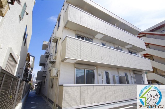 D-room国芳の外観