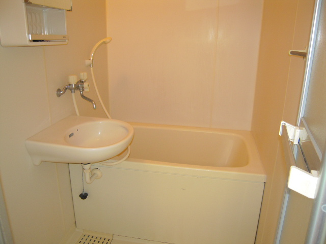 S0268R　グリーンガーデンの浴室