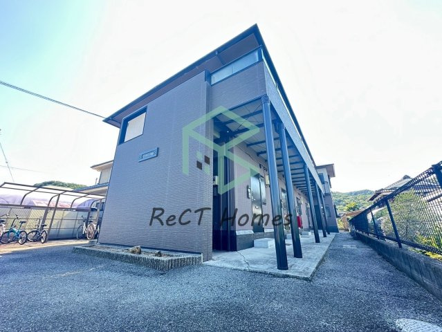 姫路市西庄のハイツの外観