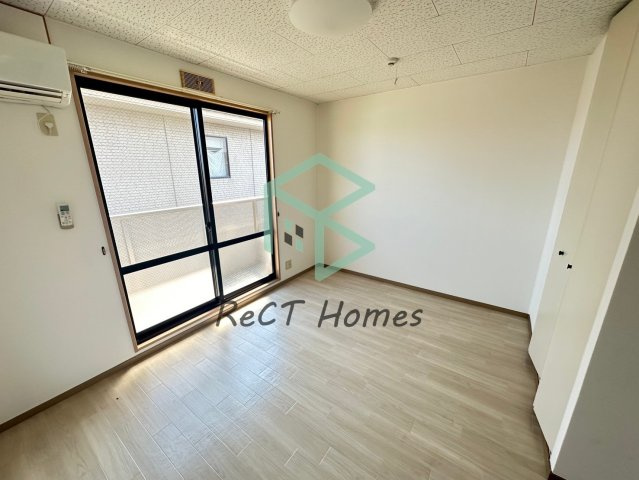 姫路市西庄のハイツの居間・リビング