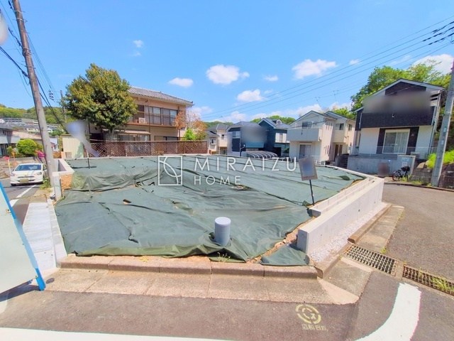 【前面道路含む現地写真】 | 日当たりの良いお家は嬉しいですよね。それぞれ価値観が分かれる箇所です、実際に内覧して日当たりの心地よさをご体感下さいね♪