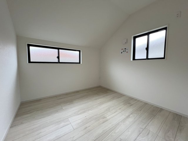 福生市南田園3丁目　新築戸建全1棟の洋室|4.5帖