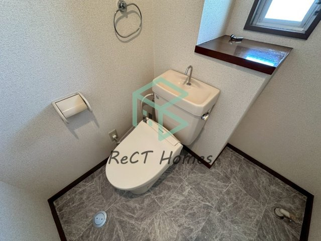 南駅前マンションのトイレ