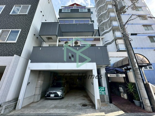 南駅前マンションの外観