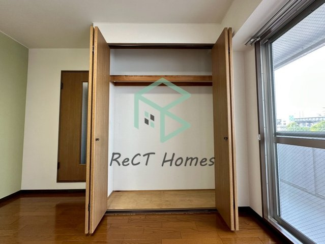 南駅前マンションの収納