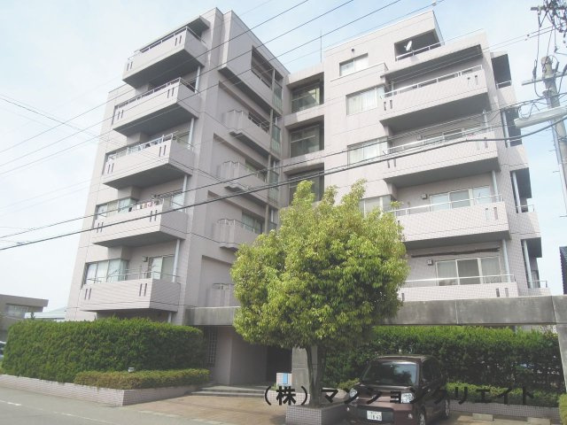 アルページュ二の宮の外観