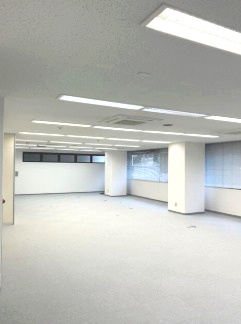 御池マスギアネックスビルの内装