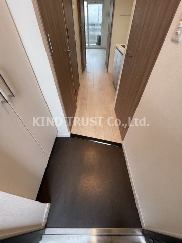 プレサンス天神橋スカイルの玄関|落ち着いた玄関です