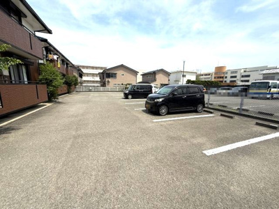 【駐車場】 | ルミナス山城B