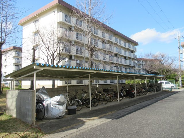 兵庫県公社　宝塚安倉（４）６号棟のその他共用部分|駐輪場です