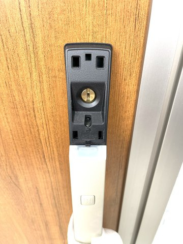 【玄関】 | 大殿小学校に通える新築戸建　山口市天花２丁目　第２－５号棟　クレイドルガーデン　アーネストワン | 玄関キーはカザスタイプ