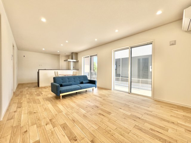 中央区東若林町　C棟