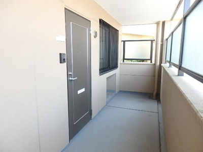 【玄関】 | パドマレジデンス | 玄関