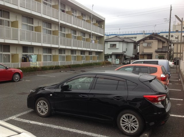 レオパレスコートデレモングラスのその他