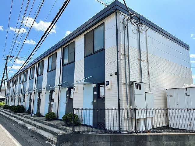 レオパレスＬａーＰａｕｍｅの外観|物件の外観です