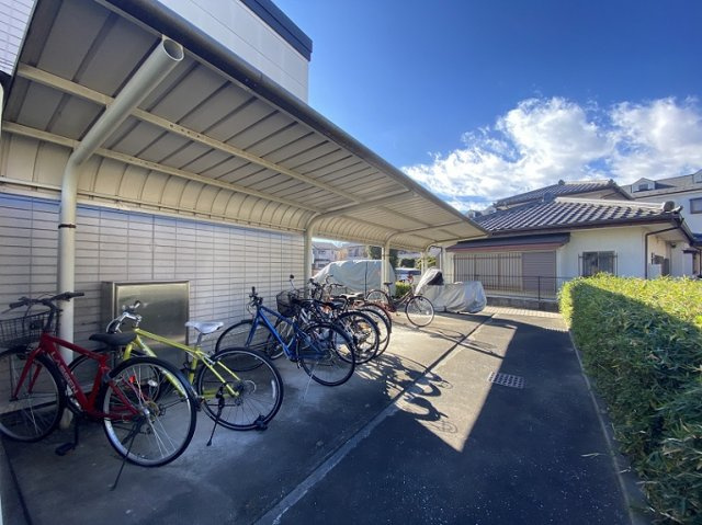 レオパレスＬａーＰａｕｍｅのその他|駐輪場