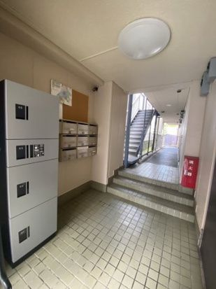 プチハウスのロビー