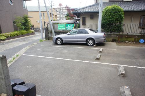 【駐車場】 | よろこび荘 | 2025年6月現在満車