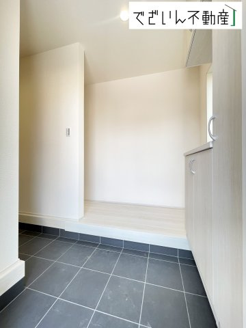 【玄関】 | Livele Garden.S行田市城西第2　新築住宅 | ≪5号棟≫
現地(2025年8月撮影)