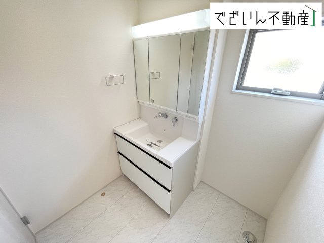 【独立洗面台】 | Livele Garden.S行田市城西第2　新築住宅 | ≪5号棟≫
現地(2025年8月撮影)