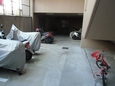 【駐輪場】 | フォルクローレ瀬田