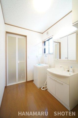 中古　市原市瀬又の脱衣所|＊当日ご案内可＊ご希望の物件まとめてご案内！弊社が掲載していない物件でもOK♪お気軽にご相談ください ♪お電話でのお問合わせがスムーズ♪