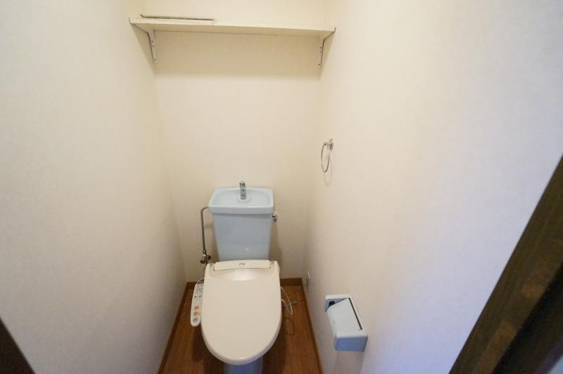 ディアコート舟木のトイレ|ゆったりとした空間のトイレです