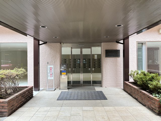 音羽ハウスのエントランス