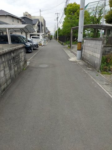 庄内町2丁目　売土地の前面道路含む現地写真