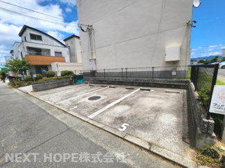 【駐車場】 | 駐車場は確保されております♪