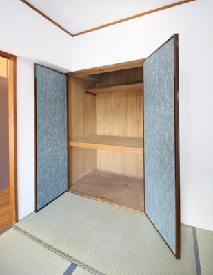 【和室】 | 山之井プラザ | 和室6畳　押入