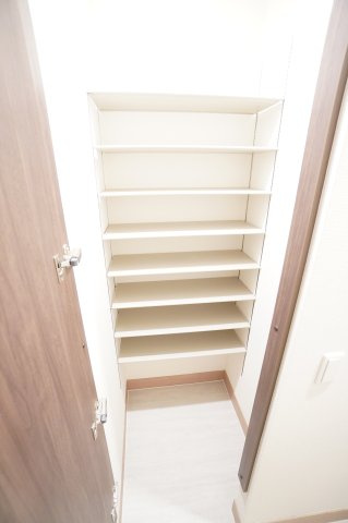 【収納】 | D-ROOM都賀2丁目Ⅱ－A棟 | ※同物件・反転タイプの写真です。