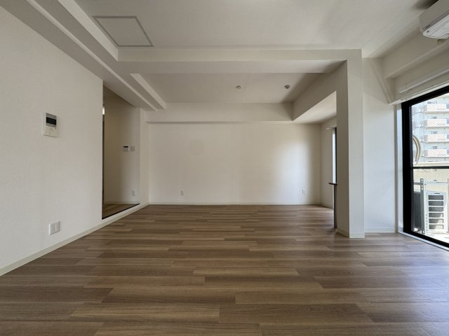 ヒューマンズウェル城南館の居間・リビング