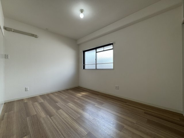 ヒューマンズウェル城南館の寝室