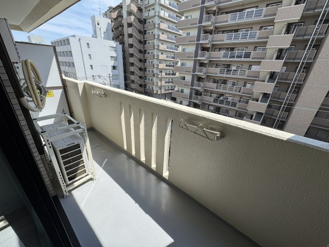 ヒューマンズウェル城南館のバルコニー