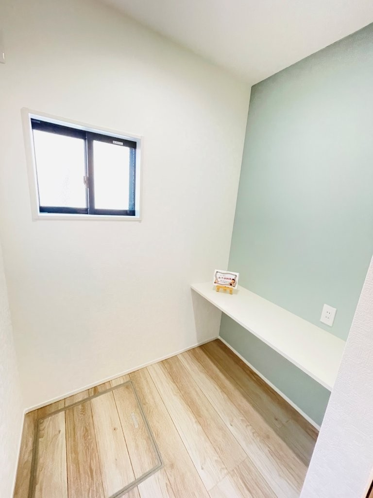 豊田市畝部東町第4　新築分譲住宅　全2棟　1号棟のランドリースペース|洗面所にはランドリースペースがあるので、洗濯周りの作業を効率よく行えます♪