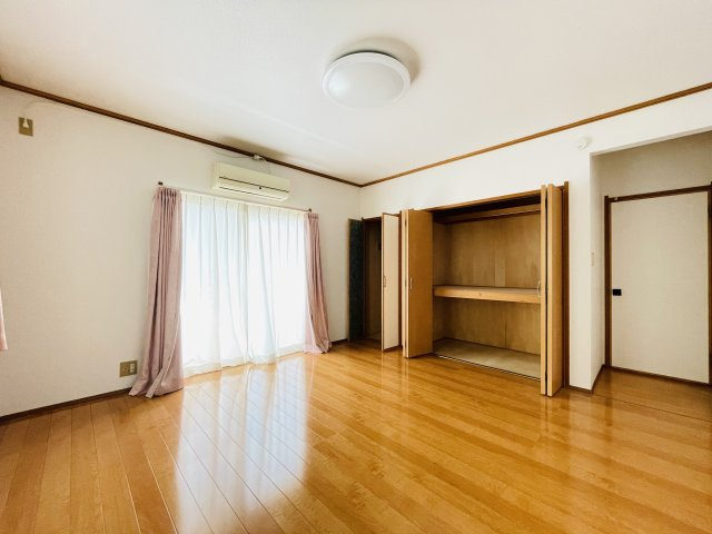 【寝室】 | 小川町みどりが丘2丁目　中古戸建