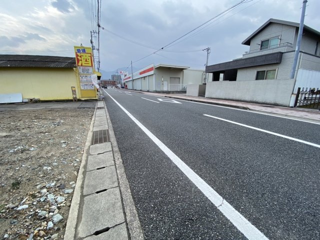 庄内町5丁目　売土地の前面道路含む現地写真