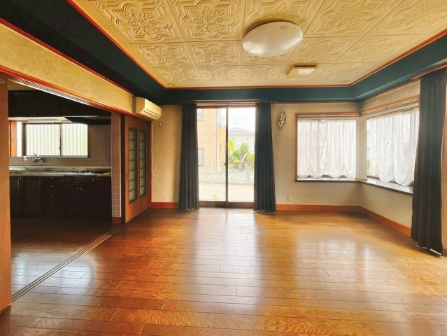 【居間・リビング】 | 高崎市藤塚町　中古住宅