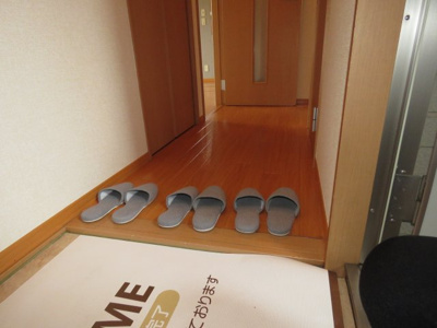 【玄関】 | グランシャリオ