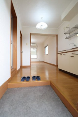 【玄関】 | 南都ビル | シンプルで使いやすい玄関です