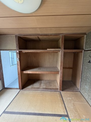 厚木市温水　中古戸建の収納