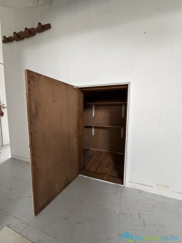 厚木市温水　中古戸建の収納