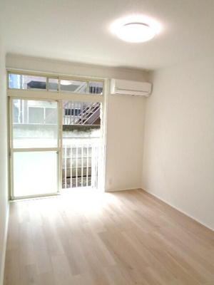 【寝室】 | メゾンK